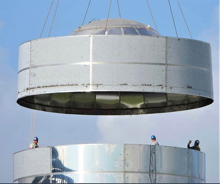 Опубликованы снимки орбитального прототипа космического корабля SpaceX - 2 Опубликованы снимки орбитального прототипа космического корабля SpaceX