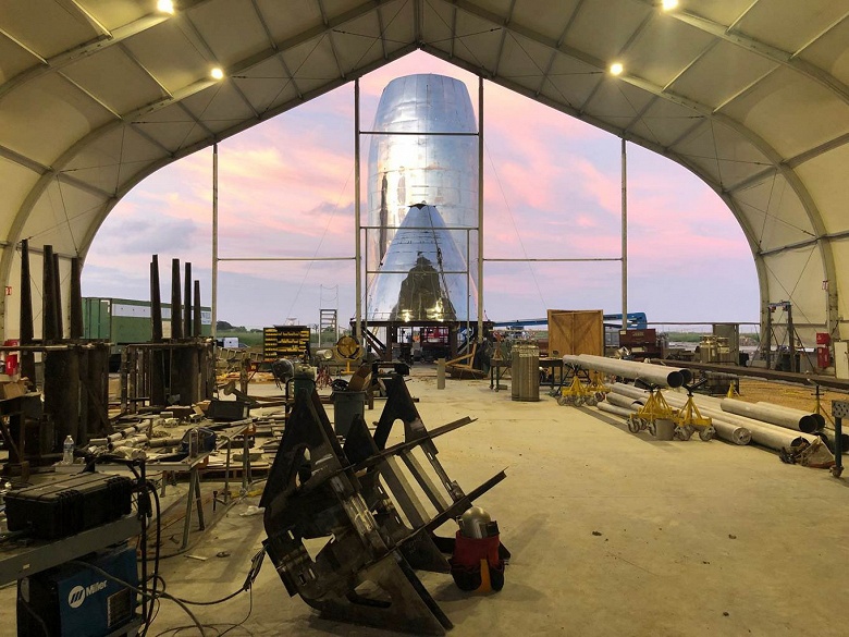 Опубликованы снимки орбитального прототипа космического корабля SpaceX - 1 Опубликованы снимки орбитального прототипа космического корабля SpaceX