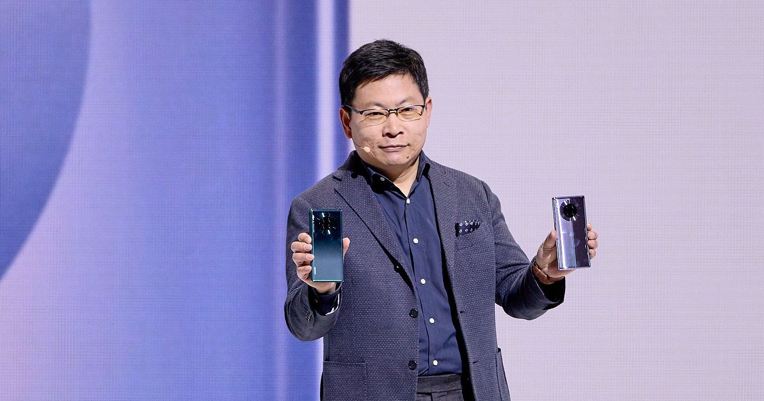 Huawei показал смартфон с 5G, «суперкамерой», но без Google