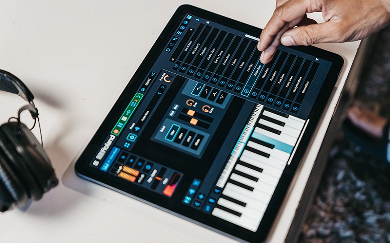 Roland выходит на рынок кроссплатформенных приложений для создания музыки с программой Zenbeats 