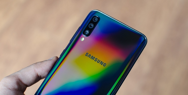 Аккумулятор может стать меньше. Появились подробности о параметрах Samsung Galaxy A70s