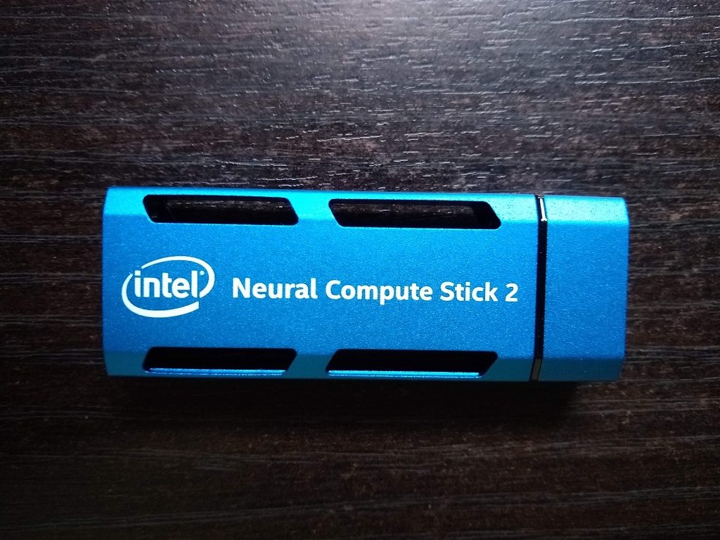 Робот-танк на Raspberry Pi с Intel Neural Computer Stick 2 - 2