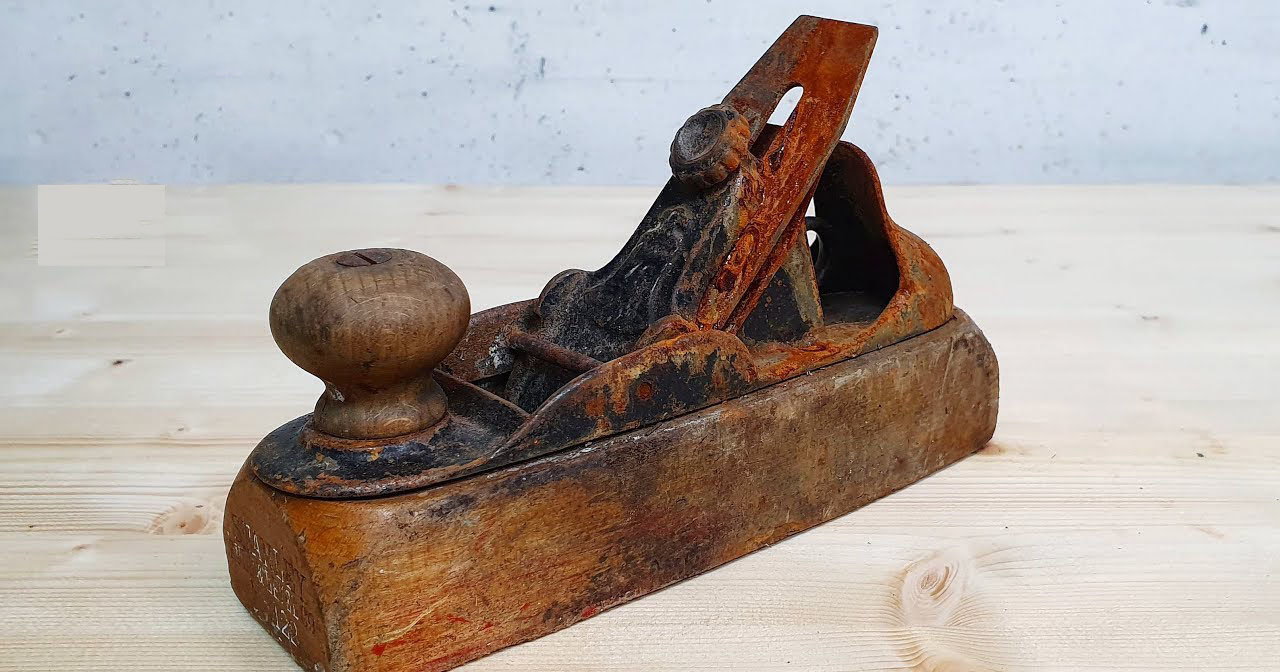 Реставрация винтажного рубанка: новая жизнь старых вещей Реставрация винтажного рубанка: новая жизнь старых вещей