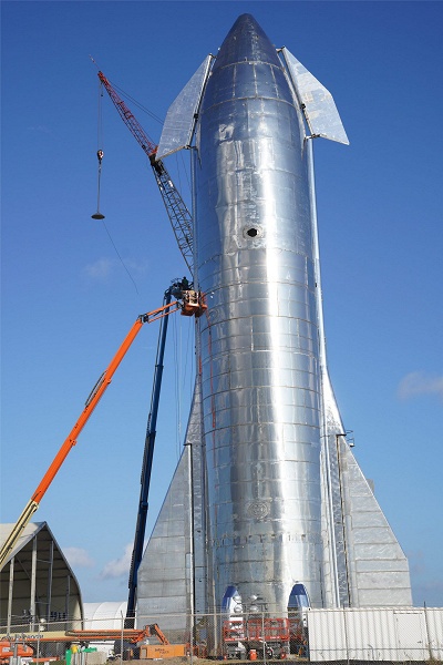 Илон Маск официально представил космический корабль Starship Mk1, через полгода его выведут на орбиту, а дальше &mdash; Марс