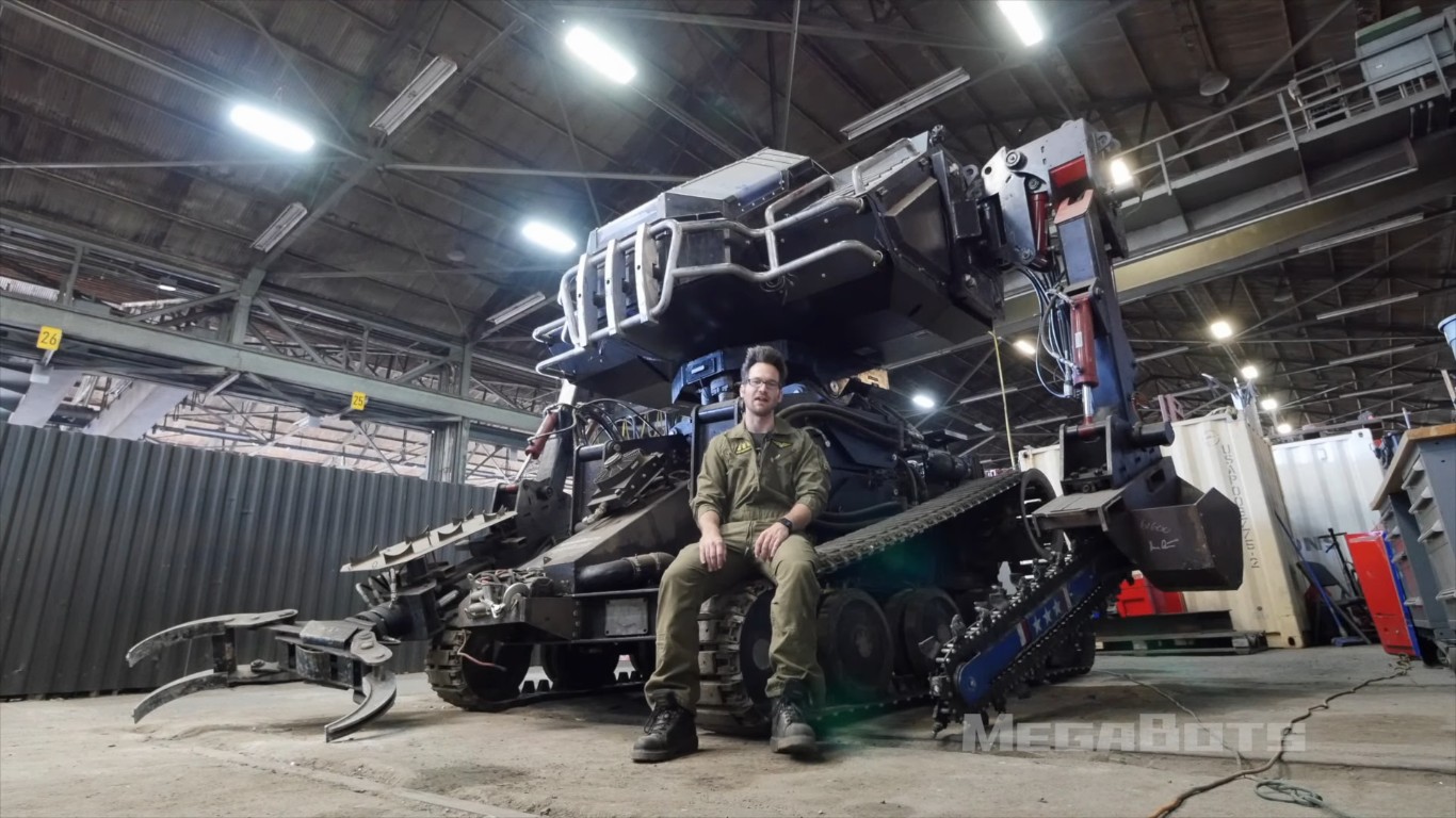 Компания MegaBots объявила о банкротстве и продает на eBay своего 15-тонного рабочего боевого робота Eagle Prime - 2