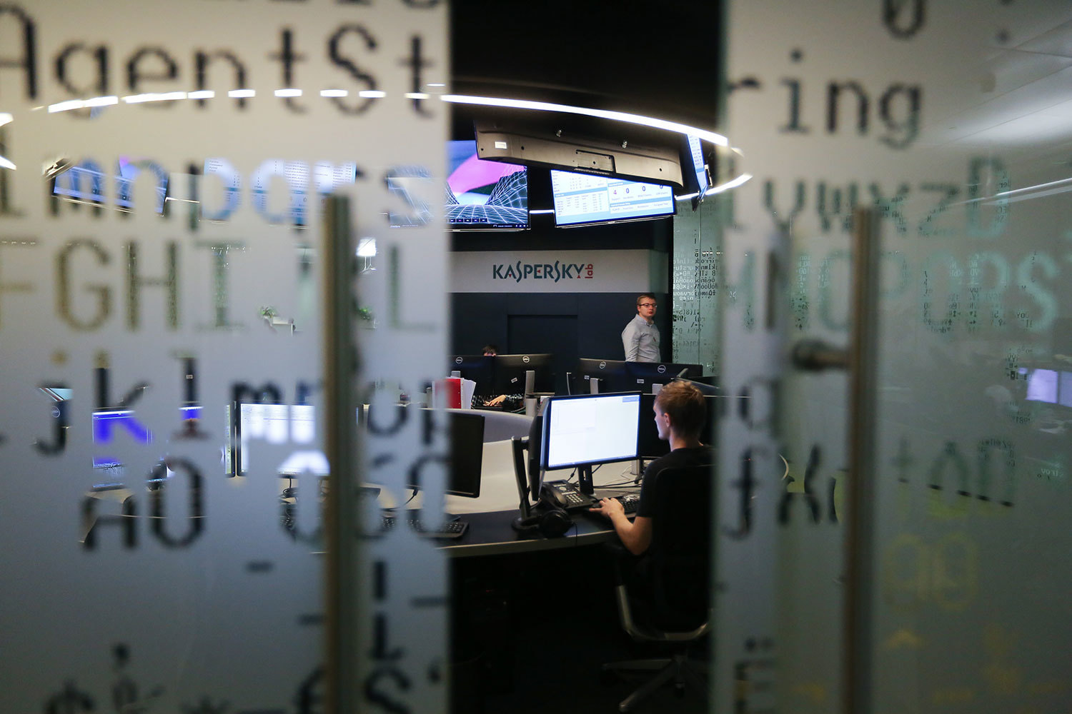 Россияне чаще всех оказываются жертвами «сталкерского ПО» - 1 Россияне чаще всех оказываются жертвами «сталкерского ПО» - 1