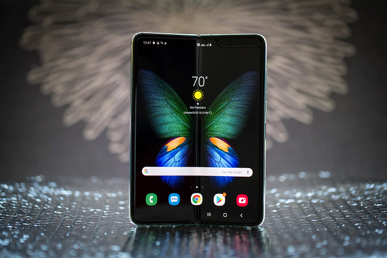 Цена инноваций. Ремонт Samsung Galaxy Fold ударит по карману