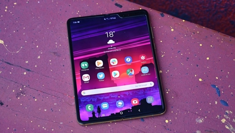Замена экрана Samsung Galaxy Fold обойдётся в $599 Замена экрана Samsung Galaxy Fold обойдётся в $599