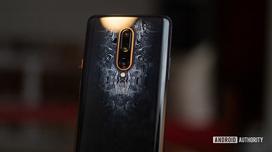 Живьём OnePlus 7T Pro McLaren Edition выглядит лучше, чем на картинках