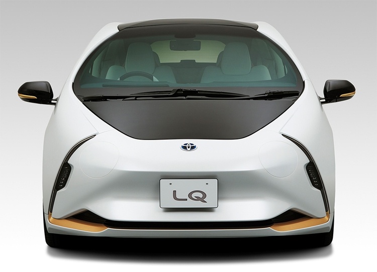Toyota LQ: новый уровень взаимодействия между автомобилем и водителем