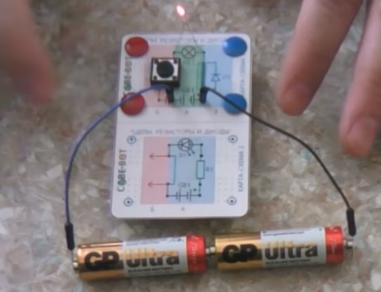 Миниатюрный электротехнический конструктор для детей своими руками - 3