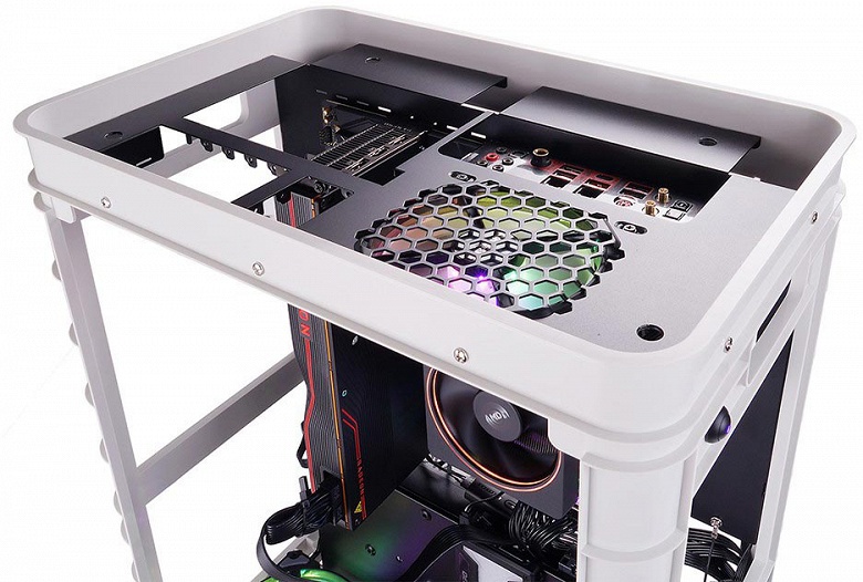 In Win Alice &mdash; очень необычный корпус для ПК 