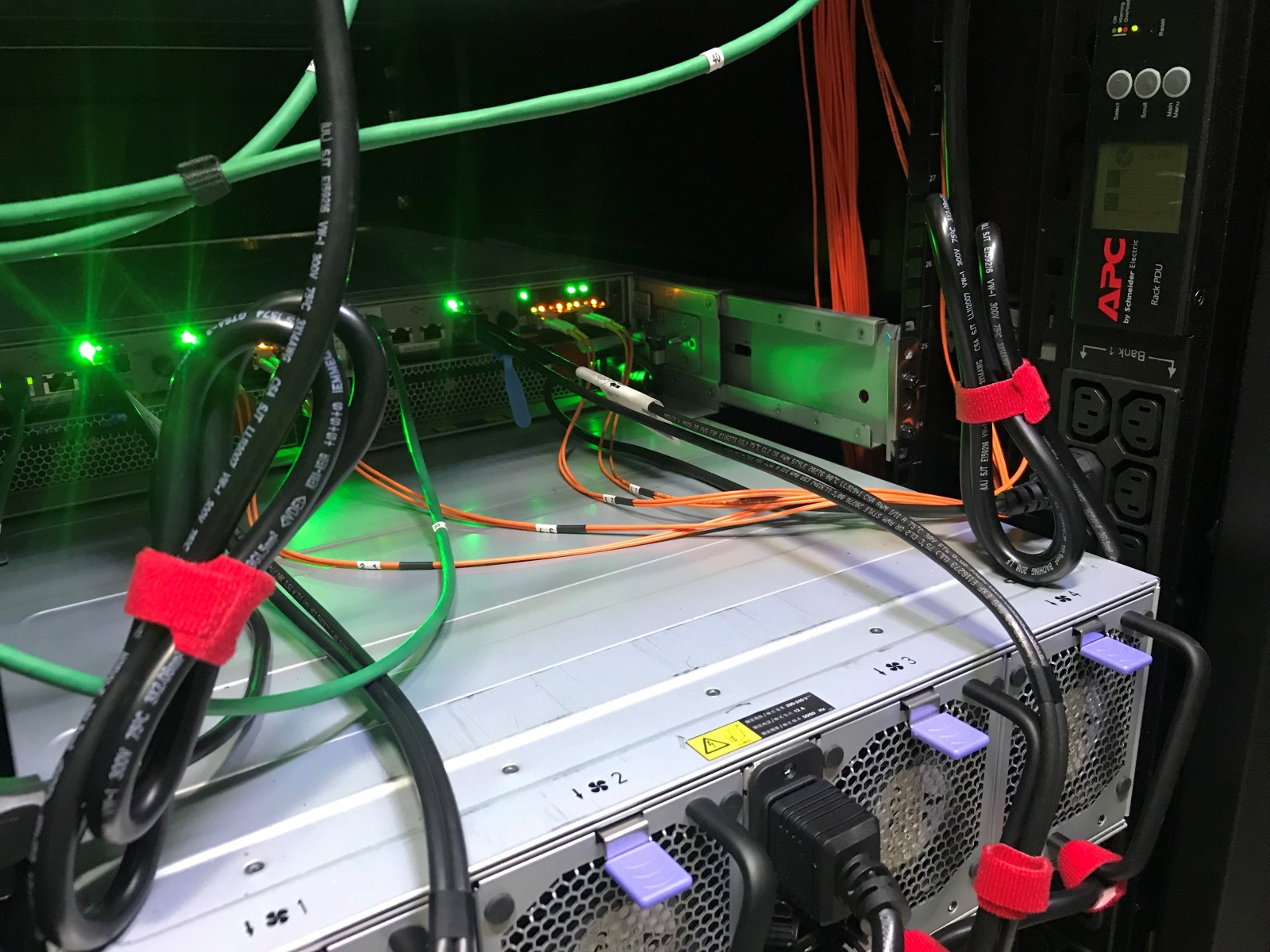 PDU и все-все-все: распределение питания в стойке - 15 PDU и все-все-все: распределение питания в стойке - 15