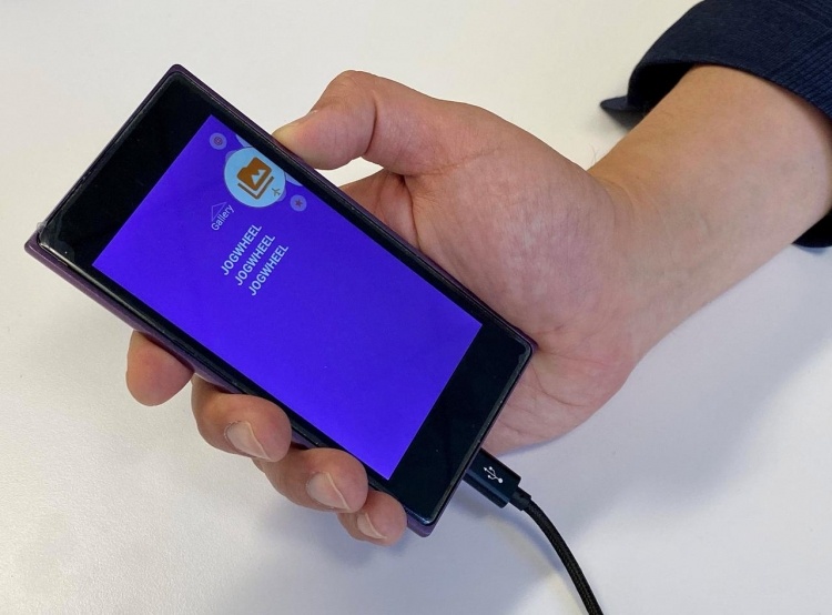 Стартап экс-инженера Apple предлагает полностью отказаться от кнопок в смартфонах