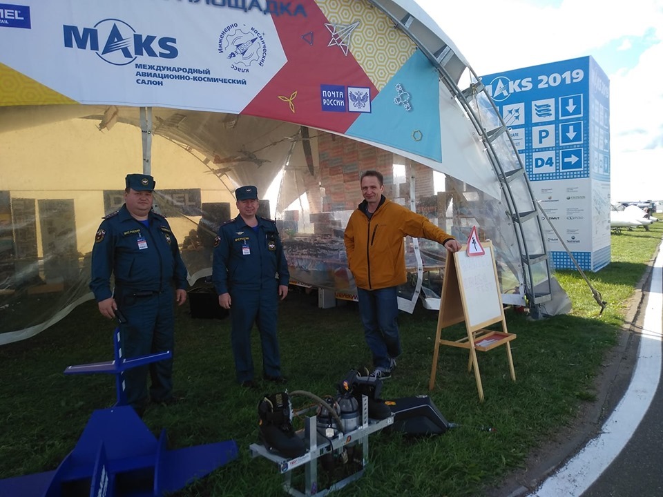 Как перепрограммировать режим сна: 30 дней каждое утро я светил ярким зеленым светом себе в глаза - 15 image