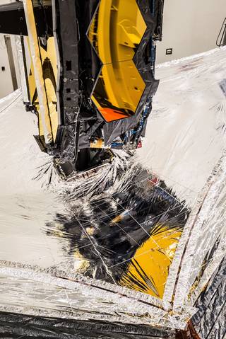 Успешно испытан теплозащитный щит нового мощного телескопа «Джеймс Уэбб»