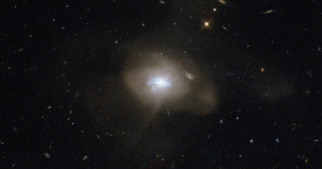 Тусклые галактики оказались похожими на маленькие