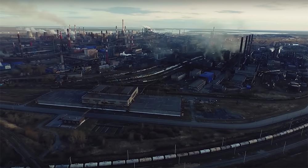 Парфенон. Миллиардеры из хрущоб: как братья Бухманы стали миллиардерами, а онлайн Вологда — глобальной - 24 Парфенон. Миллиардеры из хрущоб: как братья Бухманы стали миллиардерами, а онлайн Вологда — глобальной - 24