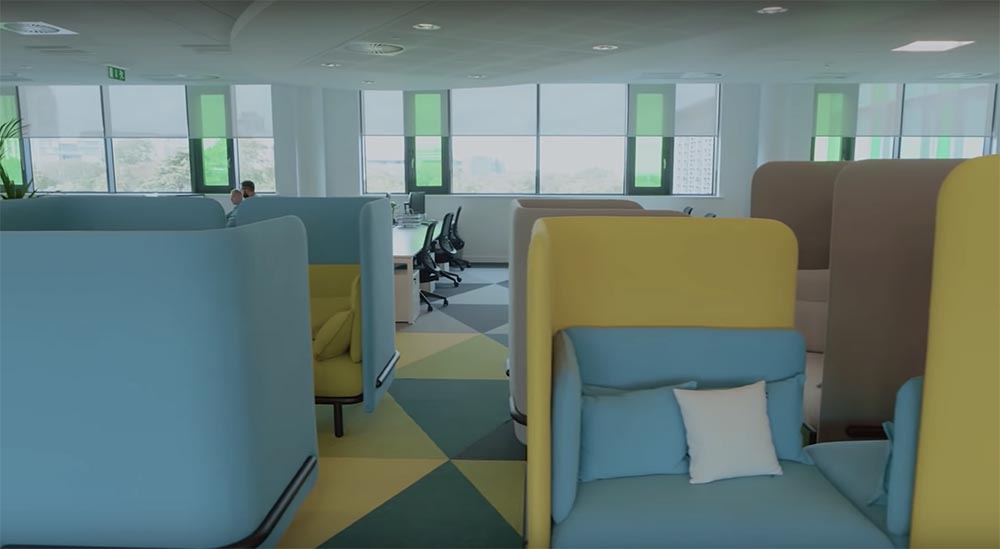 Парфенон. Миллиардеры из хрущоб: как братья Бухманы стали миллиардерами, а онлайн Вологда — глобальной - 28 Парфенон. Миллиардеры из хрущоб: как братья Бухманы стали миллиардерами, а онлайн Вологда — глобальной - 28