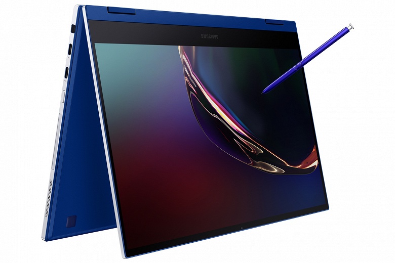 Samsung представила первые в мире ноутбуки с экранами QLED