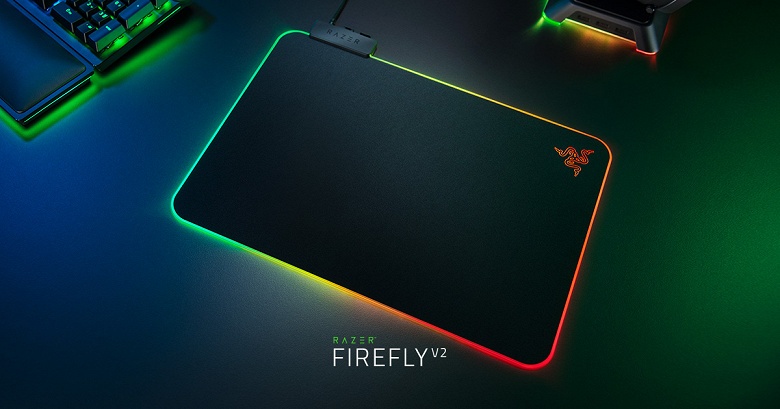 Коврик Razer FireFly V2 тоньше своего предшественника, но у него не 15, а 19 зон подсветки RGB