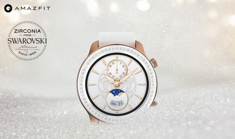 «Умные» часы Amazfit GTR теперь доступны в версиях Glitter с кристаллами Swarovski и Titanium
