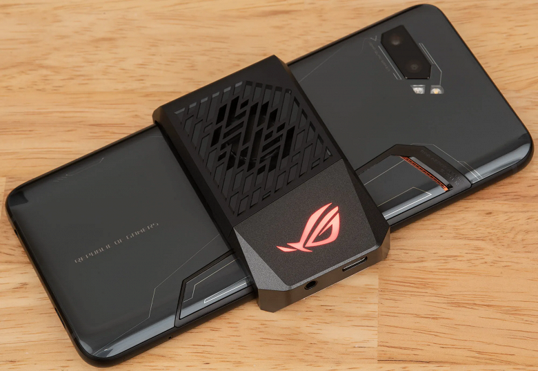 Ошибки Asus привели к очень слабым продажам Asus ROG Phone II