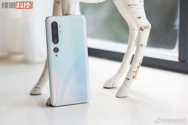 Удививший всех народный камерофон Xiaomi Mi CC9 Pro позирует сразу после анонса и демонстрирует возможности