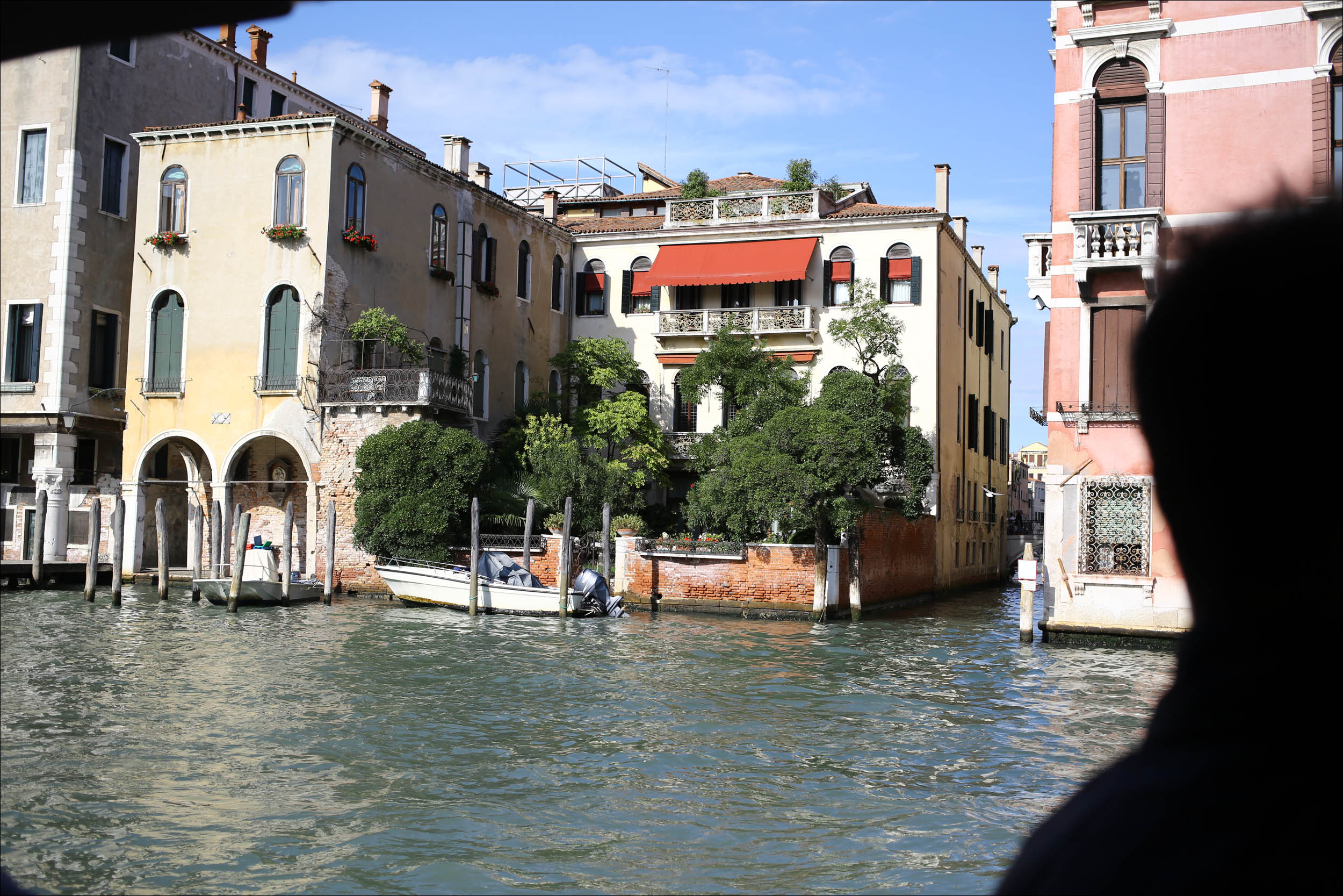 Город-на-лодках: как Венеция существует без машин - 27