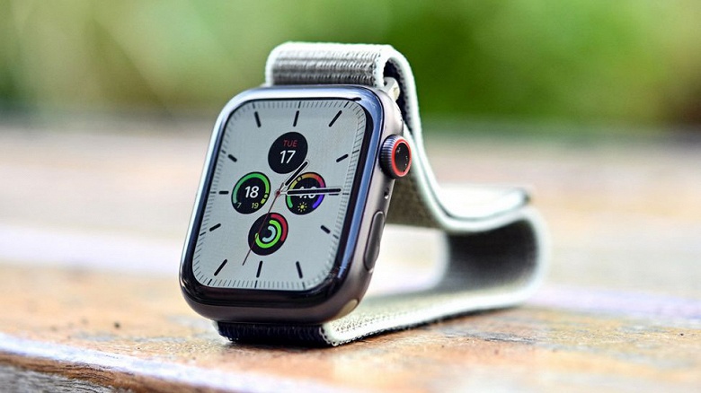 Новые часы Apple Watch обзаведутся сканером отпечатков пальцев Touch ID прямо в экране