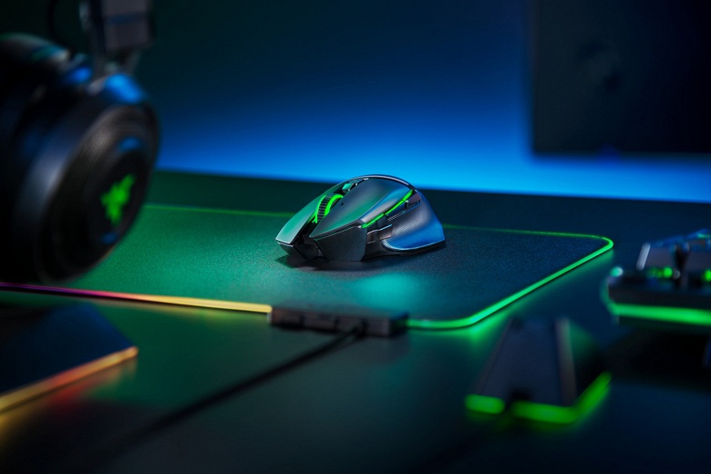 Мышь Razer Basilisk Ultimate стоит 170 евро