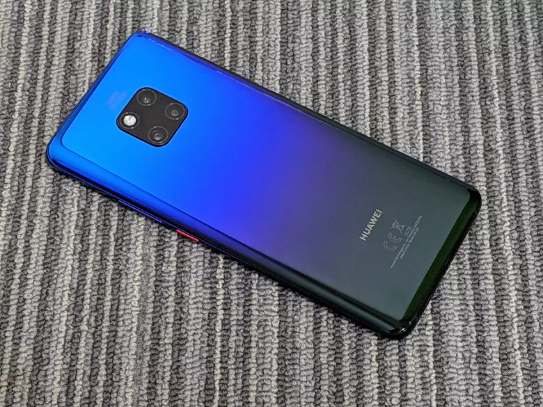 Смартфоны всей серии Huawei Mate 20 начали получать стабильную EMUI 10 на основе Android 10