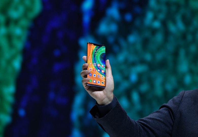 Топ-менеджер Huawei назвал сроки выпуска смартфонов на альтернативе Android. Первым станет Huawei Mate 40 - 1 Топ-менеджер Huawei назвал сроки выпуска смартфонов на альтернативе Android. Первым станет Huawei Mate 40