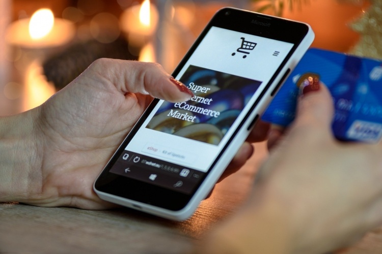 Apple обяжут открыть доступ к NFC в iPhone
