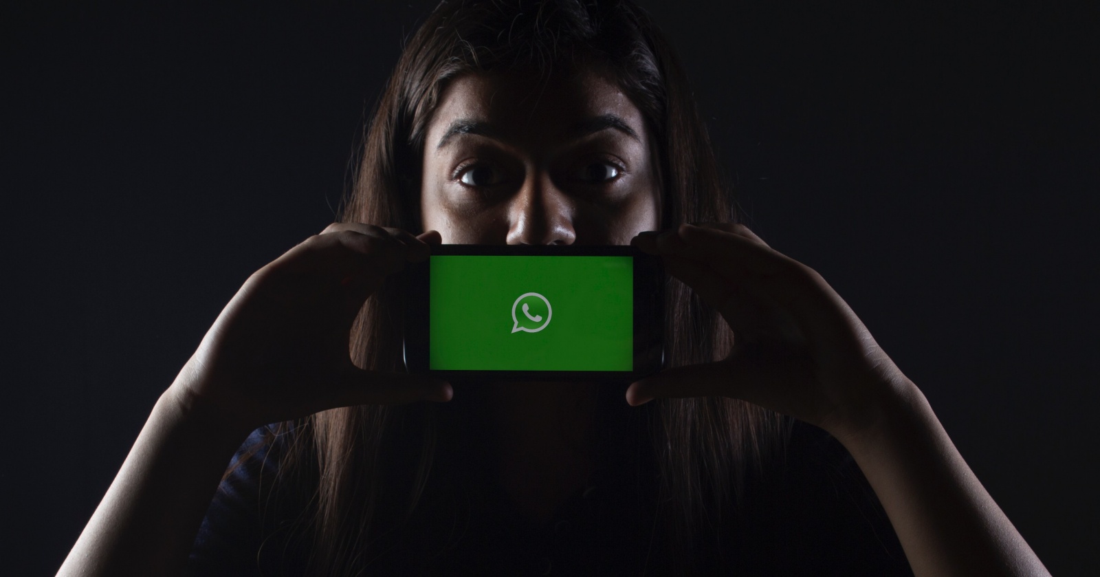 Пересылка видео в WhatsApp оказалась опасной