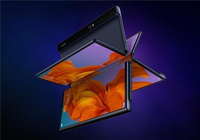 Замена гибкого экрана Huawei Mate X обойдется пользователю в $1000