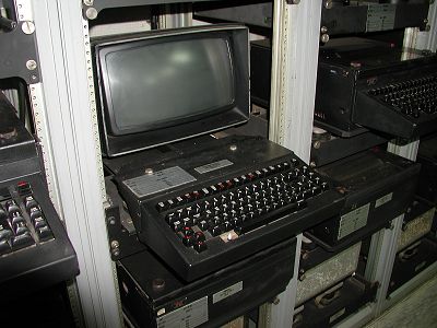IBM, память на линиях задержки и история дисплея 80×24 символа - 3