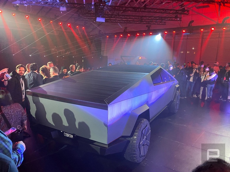 Представлен самый футуристический электромобиль Tesla &ndash; пикап Cybertruck