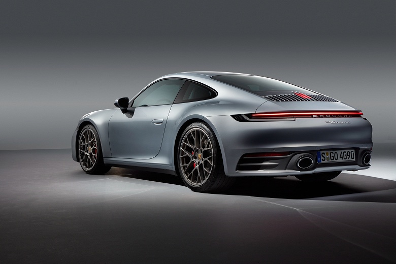 Владельцы Porsche переходят с iOS на Android - 1 И снова обвинят Трампа. Обеспеченные китайцы переходят с iOS на Android