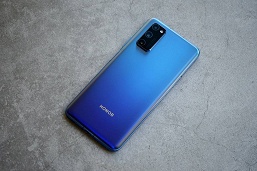 Honor V30 и Honor V30 Pro наконец можно рассмотреть во всех подробностях