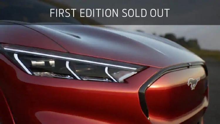 Ограниченная партия электромобилей Ford Mustang Mach E First Edition распродана за год до выхода Ограниченная партия электромобилей Ford Mustang Mach E First Edition распродана за год до выхода