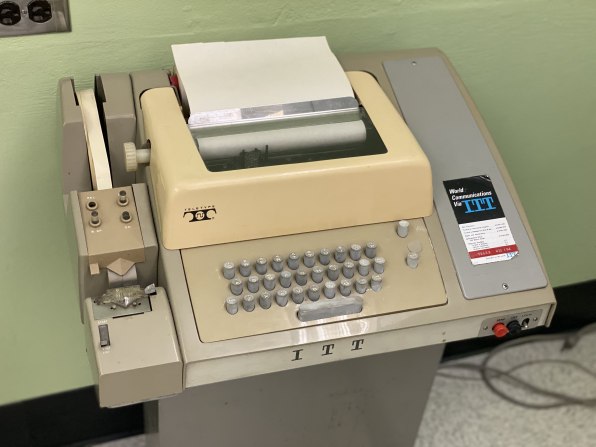 50 лет назад в комнате №3420 родился интернет - 3 50 лет назад в комнате №3420 родился интернет - 3