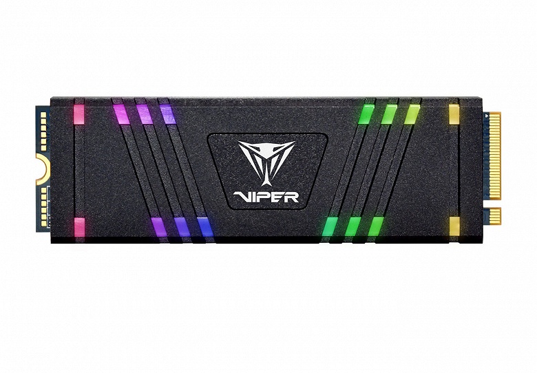 Подсветка замедляет твердотельные накопители Viper Gaming VPR100 RGB