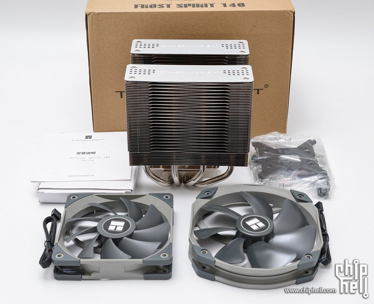 Фотогалерея дня: процессорная система охлаждения Thermalright массой 1 кг