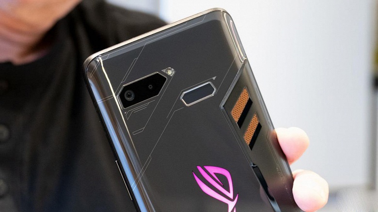 Asus ROG Phone 2 Strix и Ultimate появились в Европе