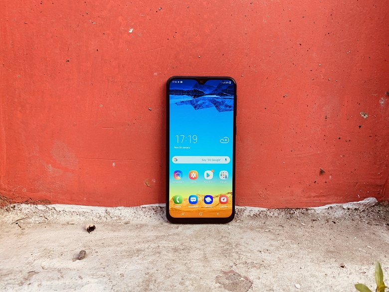 Невероятно, но бюджетные Samsung Galaxy M20 и M30 получили стабильную Android 10 раньше, чем топовый Galaxy Note10