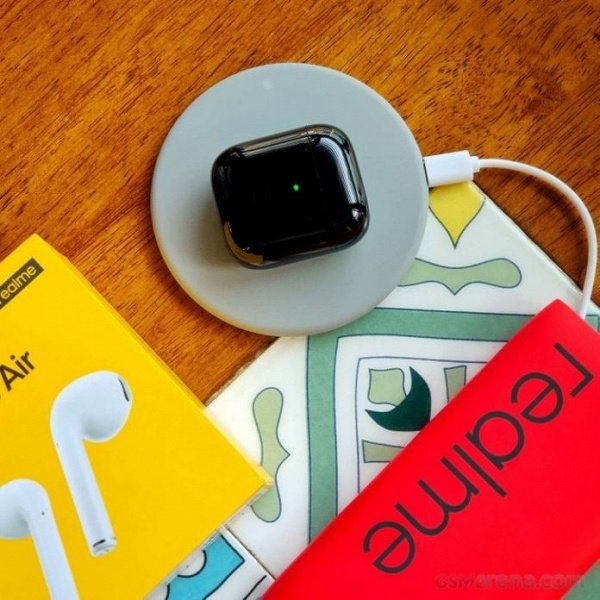 Как Apple AirPods 2, но вдвое дешевле. Стали известны все параметры наушников Realme Buds Air - 1 Как Apple AirPods 2, но вдвое дешевле. Стали известны все параметры наушников Realme Buds Air