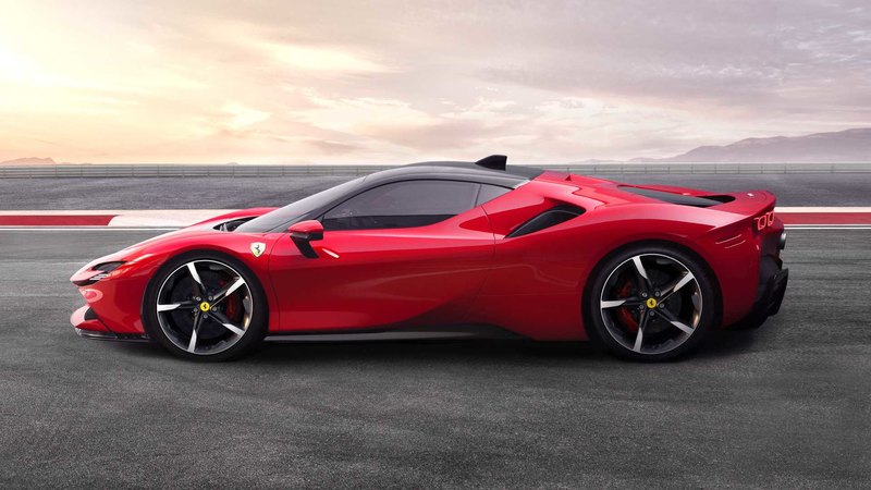 Ferrari не торопится с выпуском электромобиля