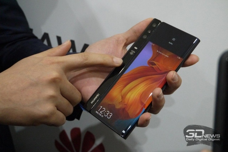 Гибкий смартфон Huawei Mate Xs дебютирует на выставке MWC 2020