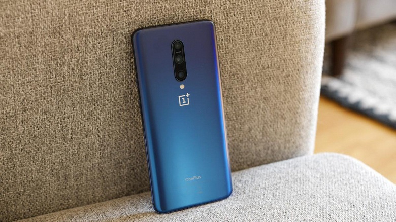 На OnePlus 7 вернули возможность скрыть вырез экрана